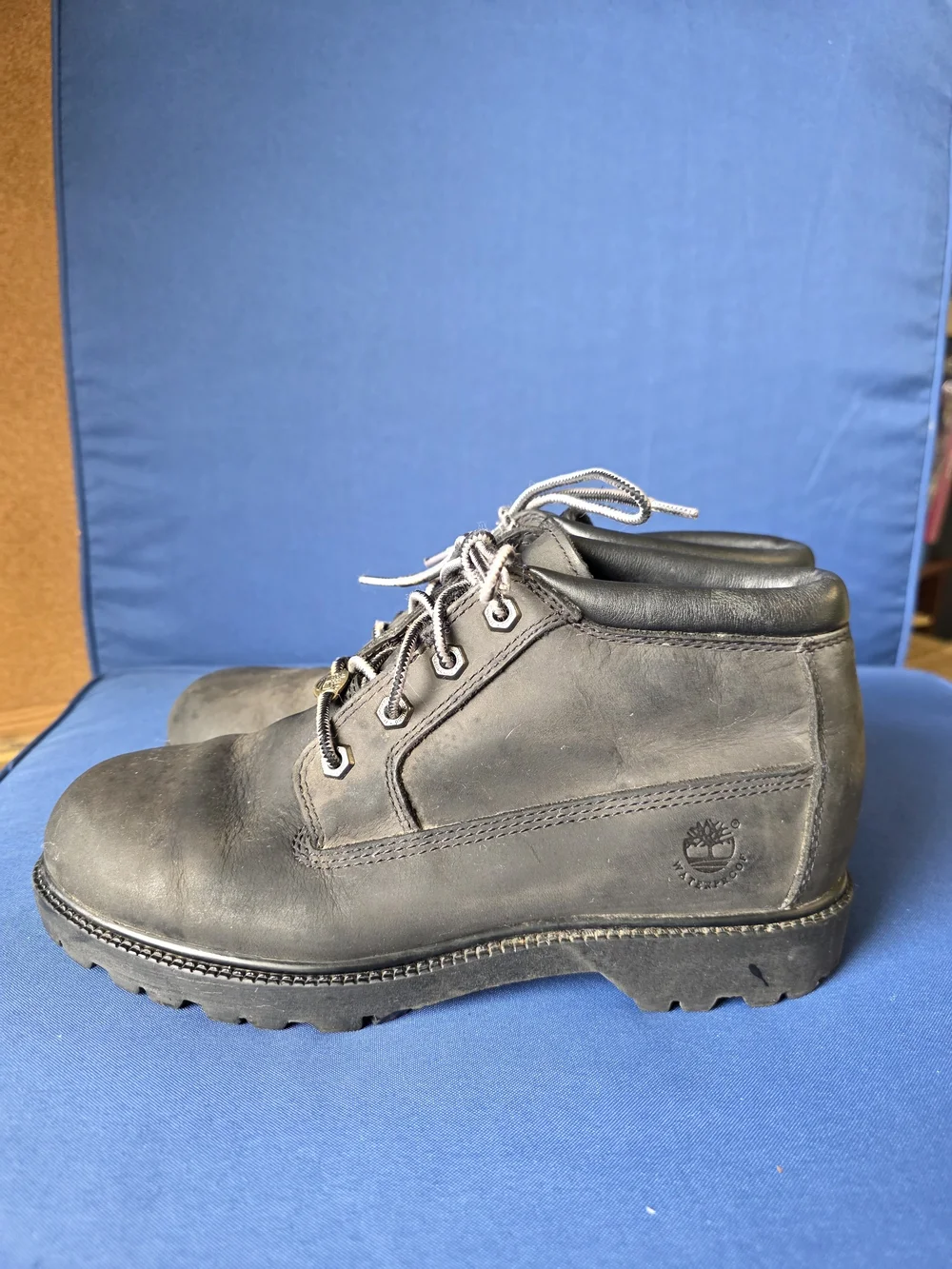 Timberland Black Leather Boots Men’s 8.5M Rugged Lace‑Up Workwear Chukka